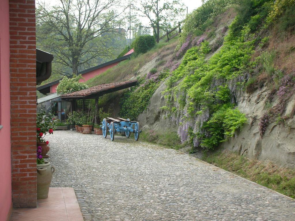 Cascina Nel Bosco Bed and Breakfast Moncucco Torinese Exterior foto